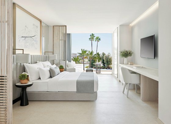 Ikos Andalusia - Wohnbeispiel Juniorsuite Poolblick (Zimmercodierung J1P)
