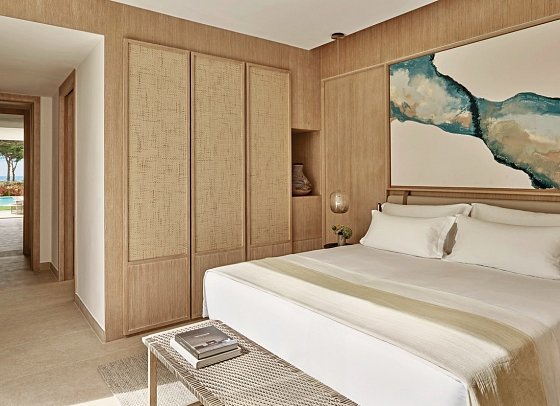 Ikos Andalusia - Wohnbeispiel Deluxe Suite 3 Schlafzimmer privater Pool (Zimmercodierung TDP)