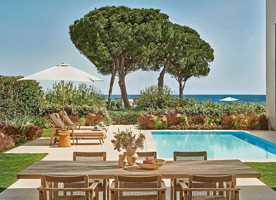 Ikos Andalusia - Wohnbeispiel Deluxe Suite 3 Schlafzimmer privater Pool (Zimmercodierung TDP)