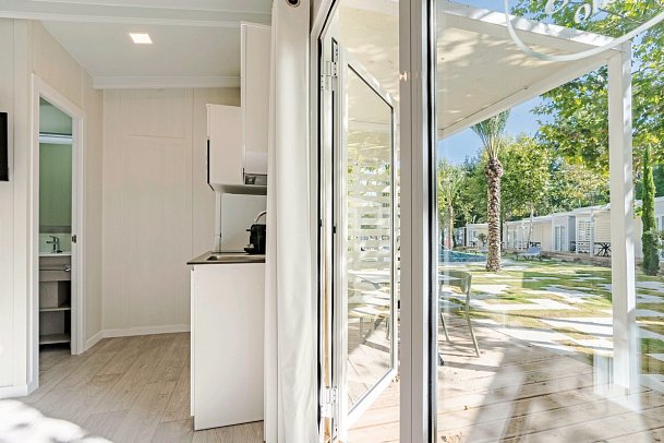 Costa del Sol Glamping Village - Wohnbeispiel Amos Studio (Zimmercodierung SB1)