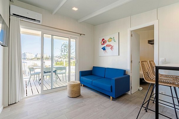 Costa del Sol Glamping Village - Wohnbeispiel Bungalow Leo (Zimmercodierung BF2)