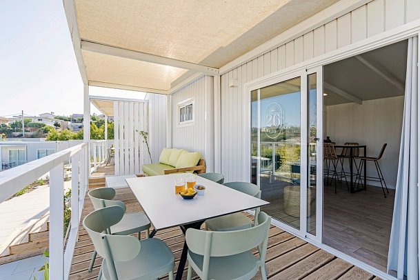 Costa del Sol Glamping Village - Wohnbeispiel Bungalow Leo Meerblick (Zimmercodierung BFM)