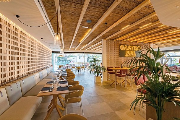 Costa del Sol Glamping Village