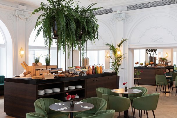 NH Collection Amsterdam Flower Market