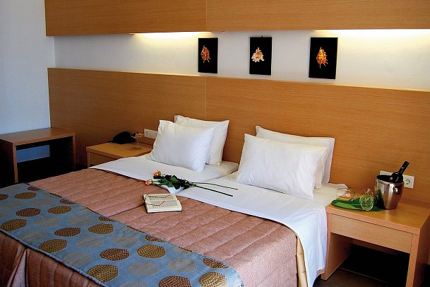 Apolis Beachscape - Wohnbeispiel Doppelzimmer Meerblick (Zimmercodierung DBM)