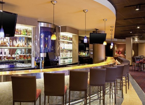 Courtland Grand Hotel - Fandangles Bar