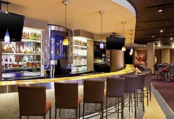 Courtland Grand Hotel - Fandangles Bar