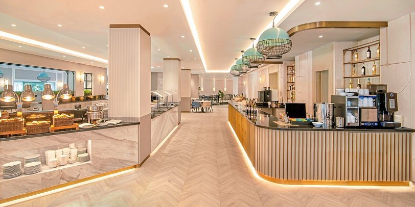 Sheraton Abu Dhabi Hotel & Resort