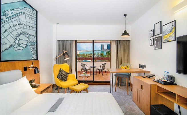 Le Méridien Abu Dhabi - Wohnbeispiel Deluxe Room Sea View (Zimmercodierungen UDM & ULM)
