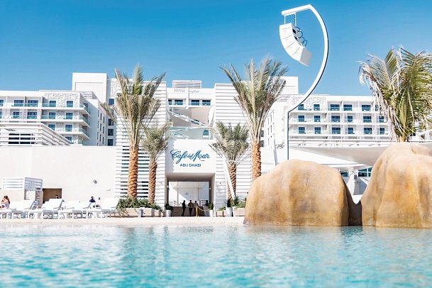 Hilton Abu Dhabi Yas Island - Café del Mar Beachclub