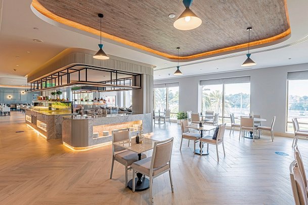 Radisson Blu Hotel & Resort Abu Dhabi Corniche