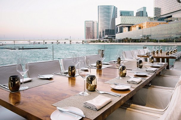 Beach Rotana Abu Dhabi - Finz