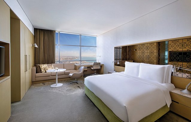 Conrad Abu Dhabi Etihad Towers - Wohnbeispiel Premier Family Sea View (Zimmercodierung FMM)