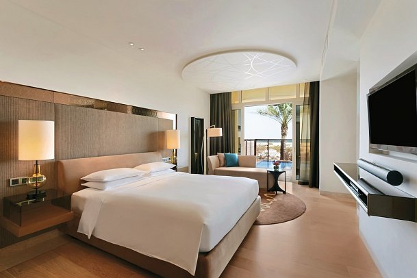 Park Hyatt Abu Dhabi Hotel and Villas - Wohnbeispiel Two Bedroom Beach View Villa with Plunge Pool (Zimmercodierung VB3)