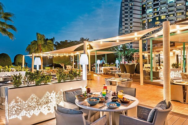 Khalidiya Palace Rayhaan by Rotana