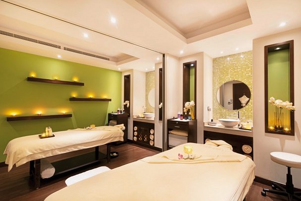 Khalidiya Palace Rayhaan by Rotana