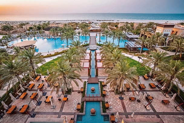 Saadiyat Rotana Resort & Villas