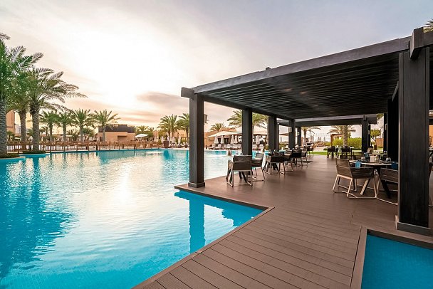 Saadiyat Rotana Resort & Villas