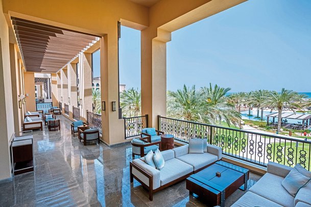 Saadiyat Rotana Resort & Villas