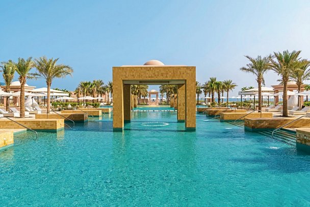 Rixos Marina Abu Dhabi
