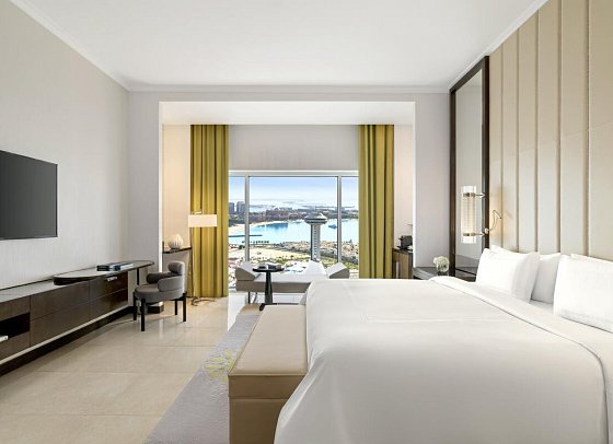 Rixos Marina Abu Dhabi - Wohnbeispiel Deluxe Room Corniche View (Zimmercodierung UD1)