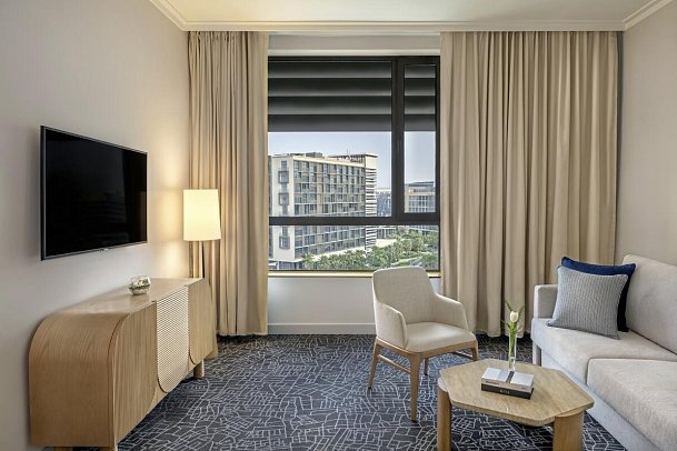 Yas Plaza Bay - Wohnbeispiel 2 Bedroom Suite Plaza View Theme Park Access (Zimmercodierung WB2)