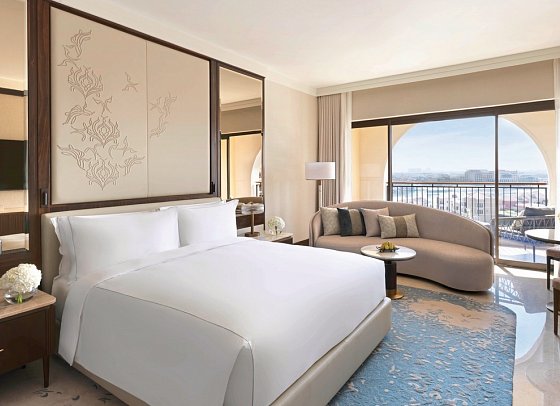 The Ritz-Carlton Abu Dhabi, Grand Canal - Wohnbeispiel Deluxe Room (Zimmercodierungen UD1 & UL1)