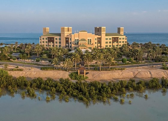 Anantara Desert Islands Resort & Spa