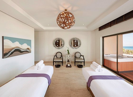 Anantara Desert Islands Resort & Spa