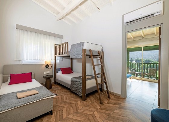 Crystal Flora Pearl Collection - Wohnbeispiel Familienzimmer Deluxe mit Etagenbett (Zimmercodierung FD1)