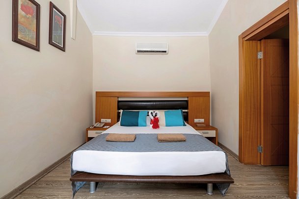 Crystal Flora Pearl Collection - Wohnbeispiel Familienzimmer Landblick (Zimmercodierung FBL)