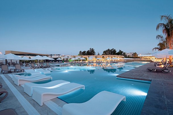 Green Garden Resort & Spa