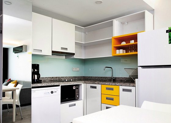 Green Garden Suites