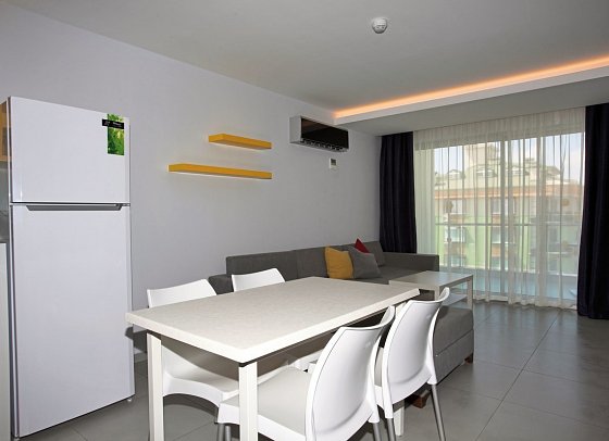 Green Garden Suites