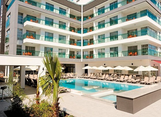 Green Garden Suites