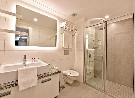 Green Garden Suites