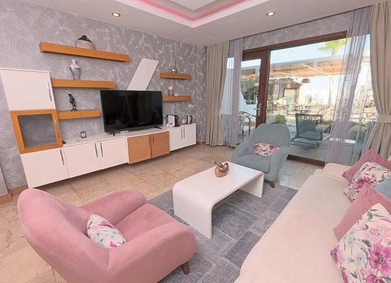 Flora Garden Beach - Wohnbeispiel Senior Suite (Zimmercodierung WB2)