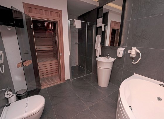 Flora Garden Beach - Wohnbeispiel Senior Suite (Zimmercodierung WB2)