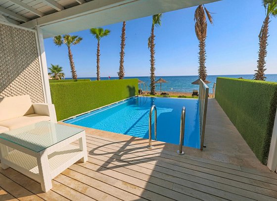 Flora Garden Beach - Wohnbeispiel Doppelzimmer Romantic mit Privatpool (Zimmercodierung DB3)