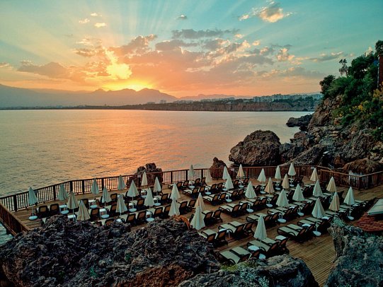 Ramada Plaza Hotel