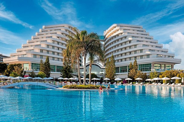 Miracle Resort