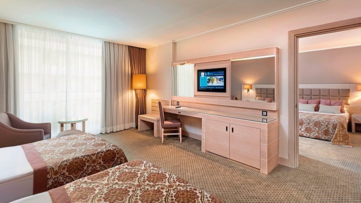 Miracle Resort - Wohnbeispiel Familienzimmer (Zimmercodierungen FB1, FB2 & FB3)