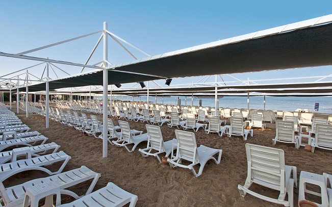 Febeach Hotel