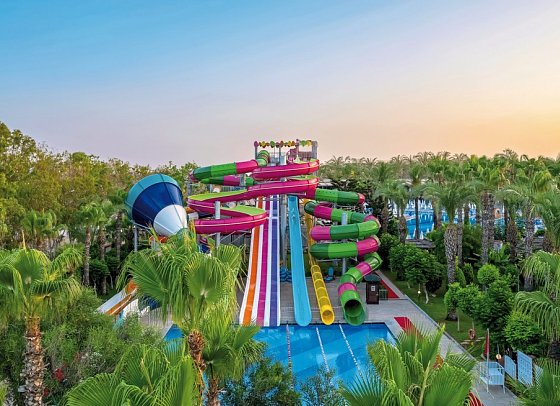 Delphin Palace