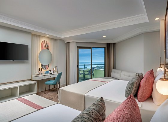 Delphin Palace - Wohnbeispiel Doppelzimmer Meerblick (Zimmercodierung DBM)