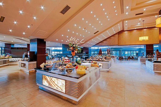 Limak Lara De Luxe Resort