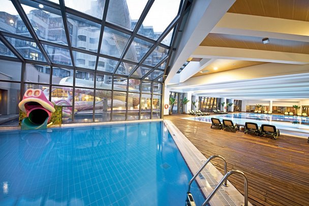 Limak Lara De Luxe Resort