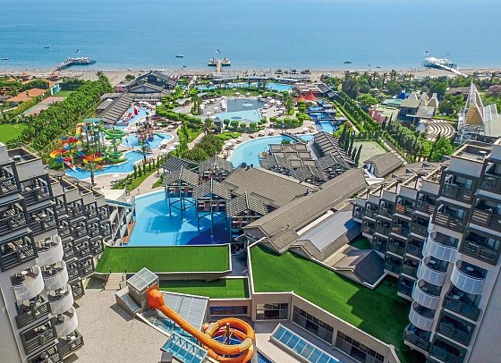 Limak Lara De Luxe Resort