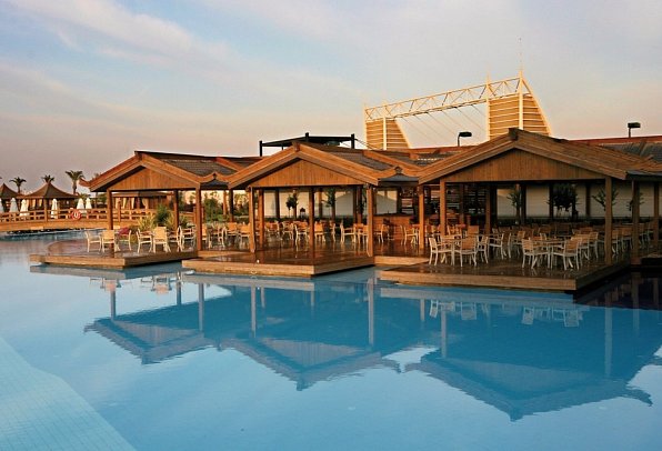 Limak Lara De Luxe Resort