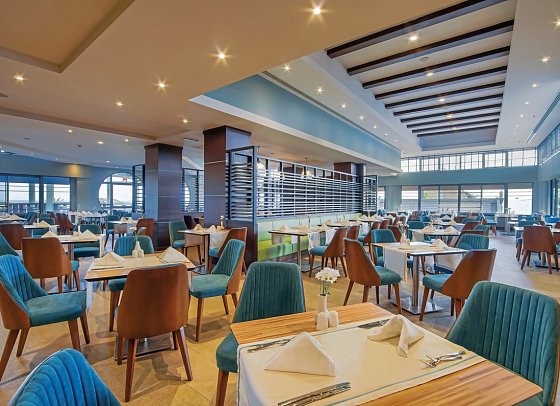 Limak Lara De Luxe Resort